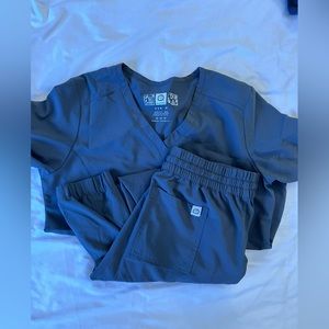 Wonderwink renew charcoal scrubs